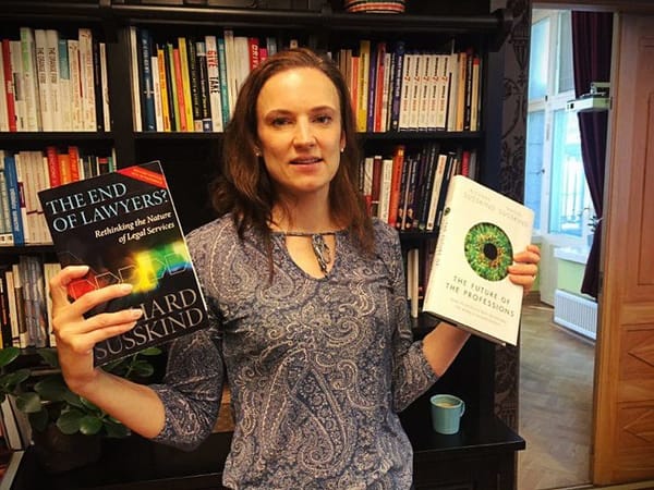 Därför väljer de bort advokattiteln